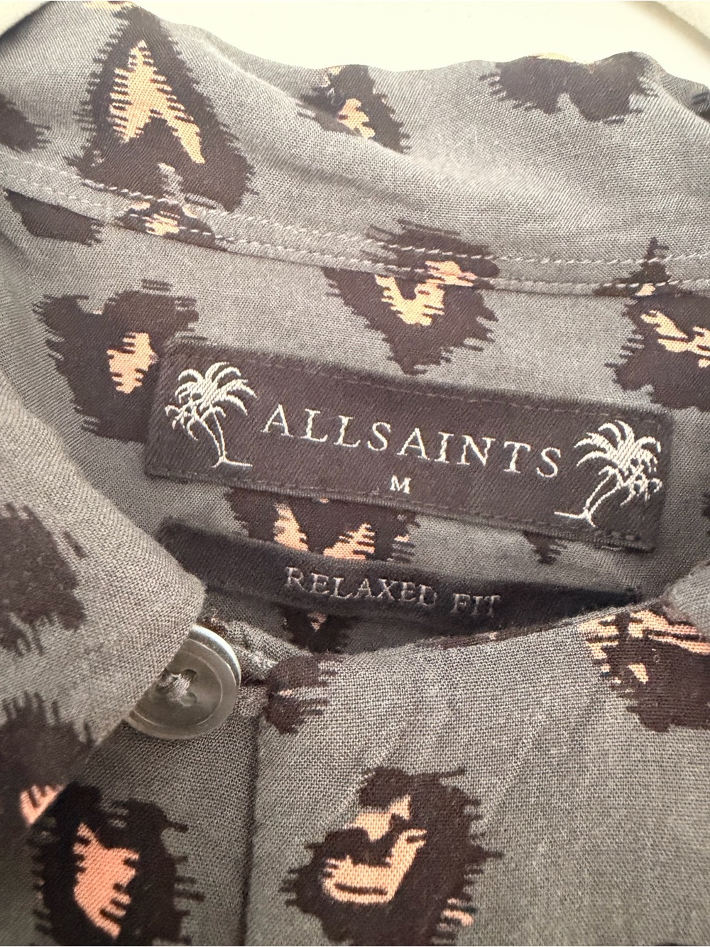 ALLSAINTS Romansu Heart Leopard Print Woven Shirt Sz Medium - Picture 3 of 5